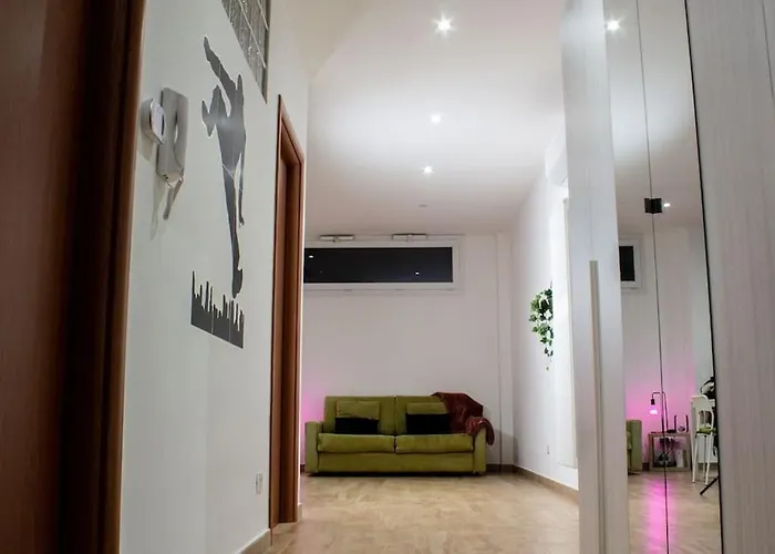 Urban Loft - Purple Loft *