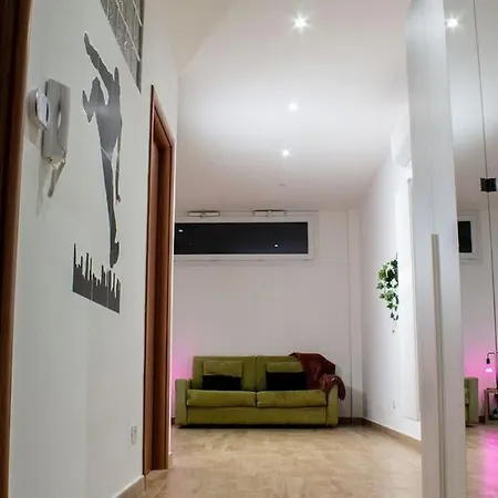 Urban Loft - Purple Loft *